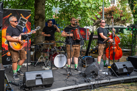 ODPRTA VRATA (41 of 48)